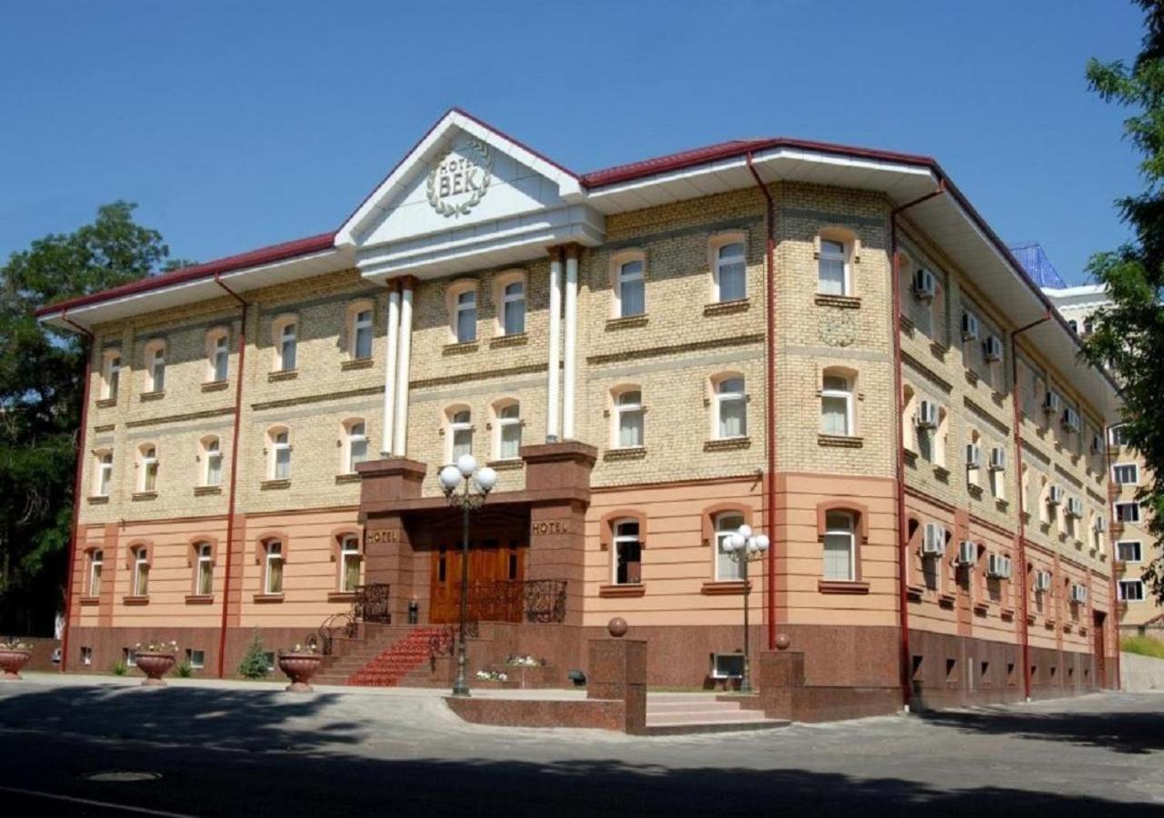 Hotel Bek Taskent Exterior foto
