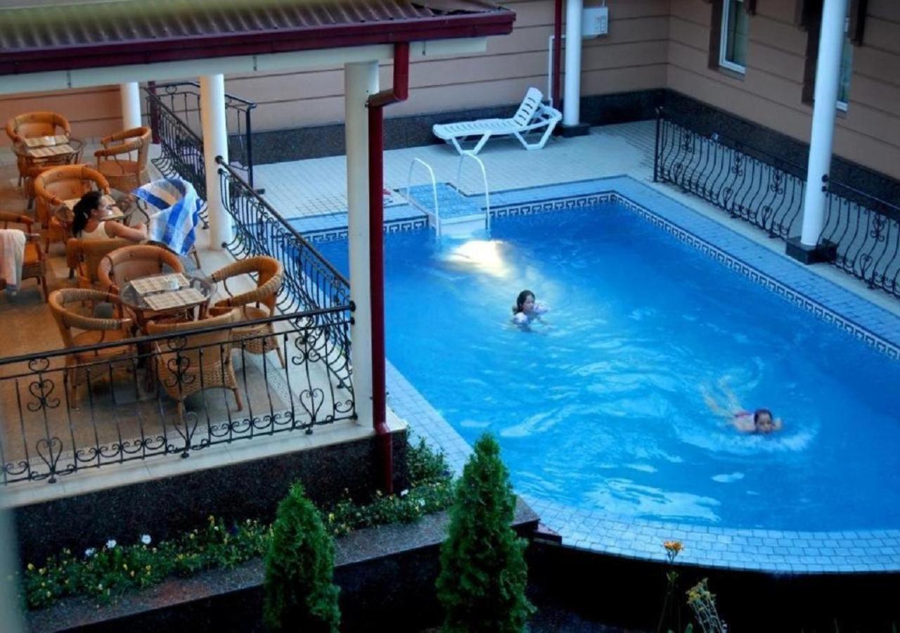 Hotel Bek Taskent Exterior foto